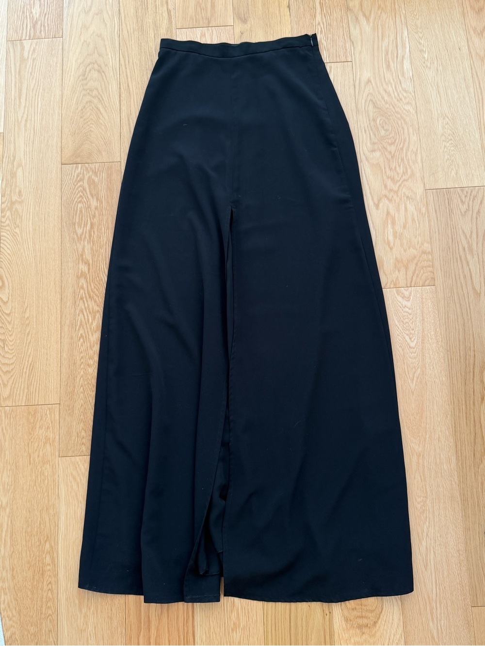 Front Slit Side Zip Black Maxi Skirt